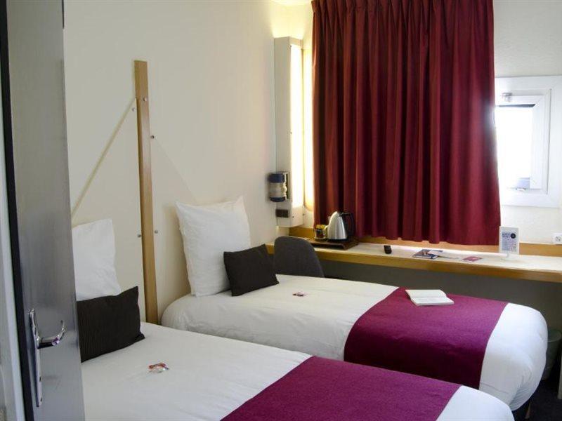 Kyriad Direct Hotel